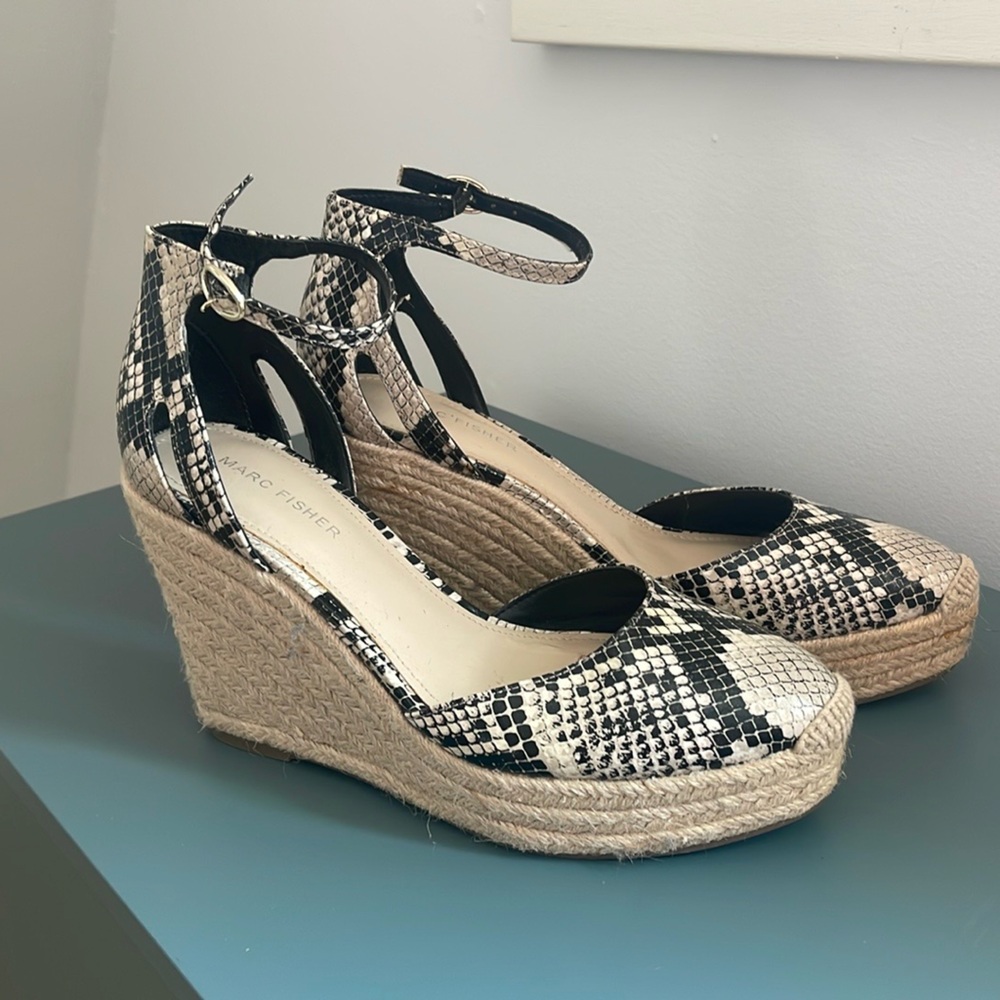 Marc Fisher Espadrilles 7.5 Wide